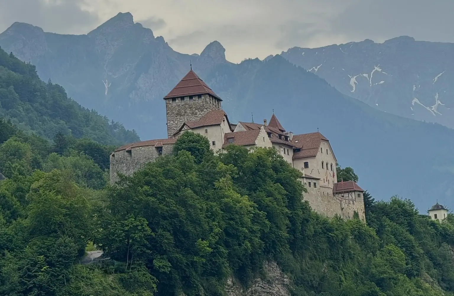 Cover for Vaduz